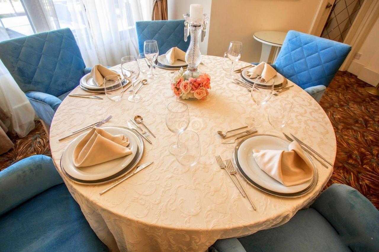 Vuni Palace Premium Hotel & Spa & Casino Beachfront Location ! Kyrenia  Bagian luar foto