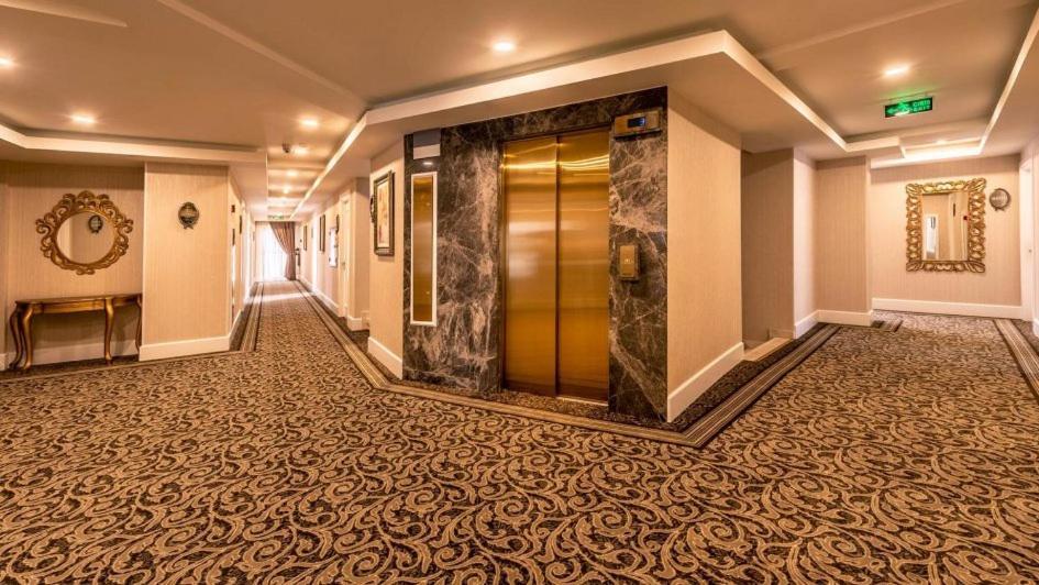 Vuni Palace Premium Hotel & Spa & Casino Beachfront Location ! Kyrenia  Bagian luar foto