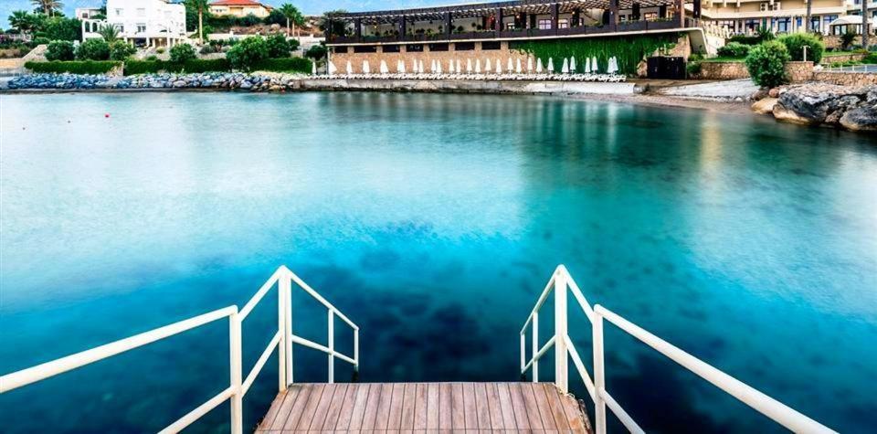Vuni Palace Premium Hotel & Spa & Casino Beachfront Location ! Kyrenia  Bagian luar foto