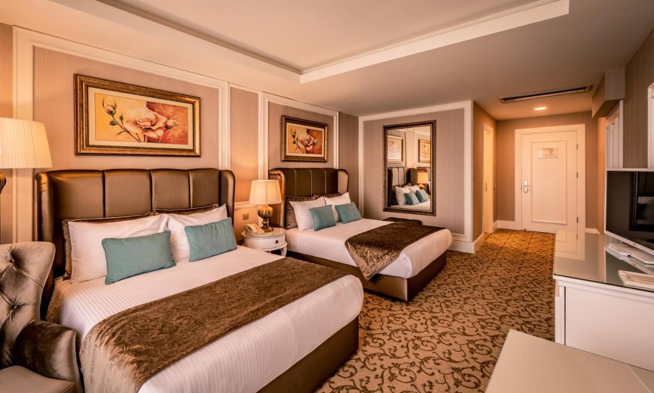 Vuni Palace Premium Hotel & Spa & Casino Beachfront Location ! Kyrenia  Bagian luar foto